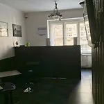 Fontana بيت شباب براغ